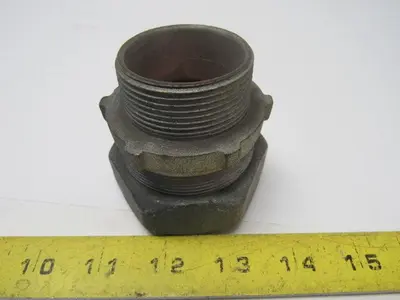 Efcor 1 1/2" Conduit Box Connector Liquid Tite Compression Type