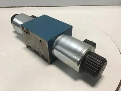 USED BOSCH 0 810 001 715
