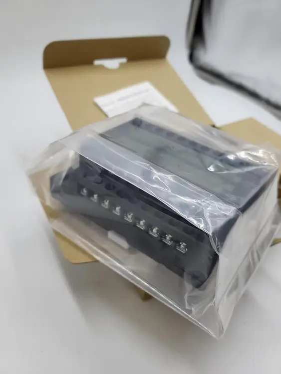 New | in-Stock MITSUBISHI MITSUBISHI ELECTRIC 40-PIN TERMINAL BLOCK A6TBXY36 *NEW IN BOX** Terminal Blocks | ND Industrial Surplus #1225355