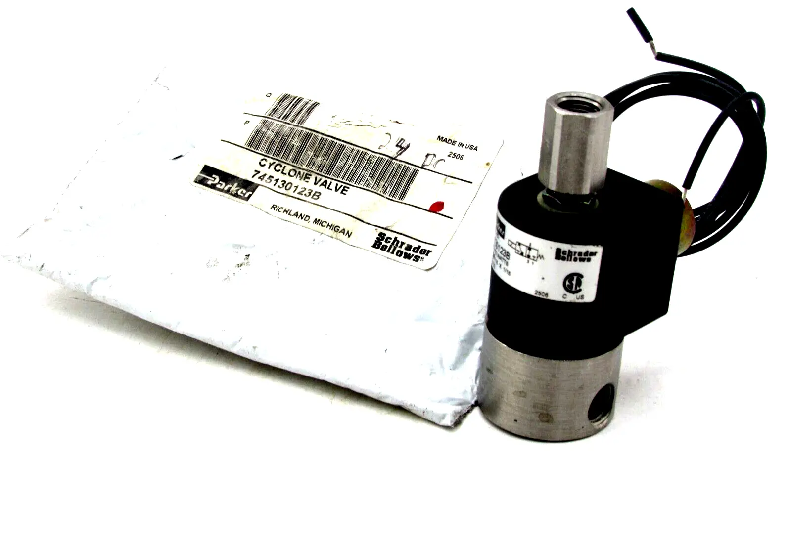 NEW PARKER SCHRADER BELLOWS 745130123B CYCLONE VALVE