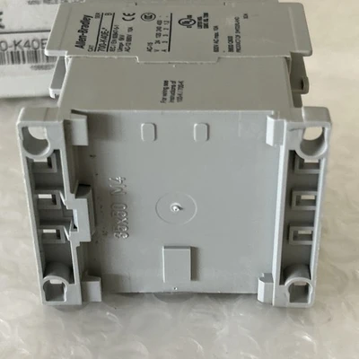 NEW Allen Bradley 700-K4OE-ZJ