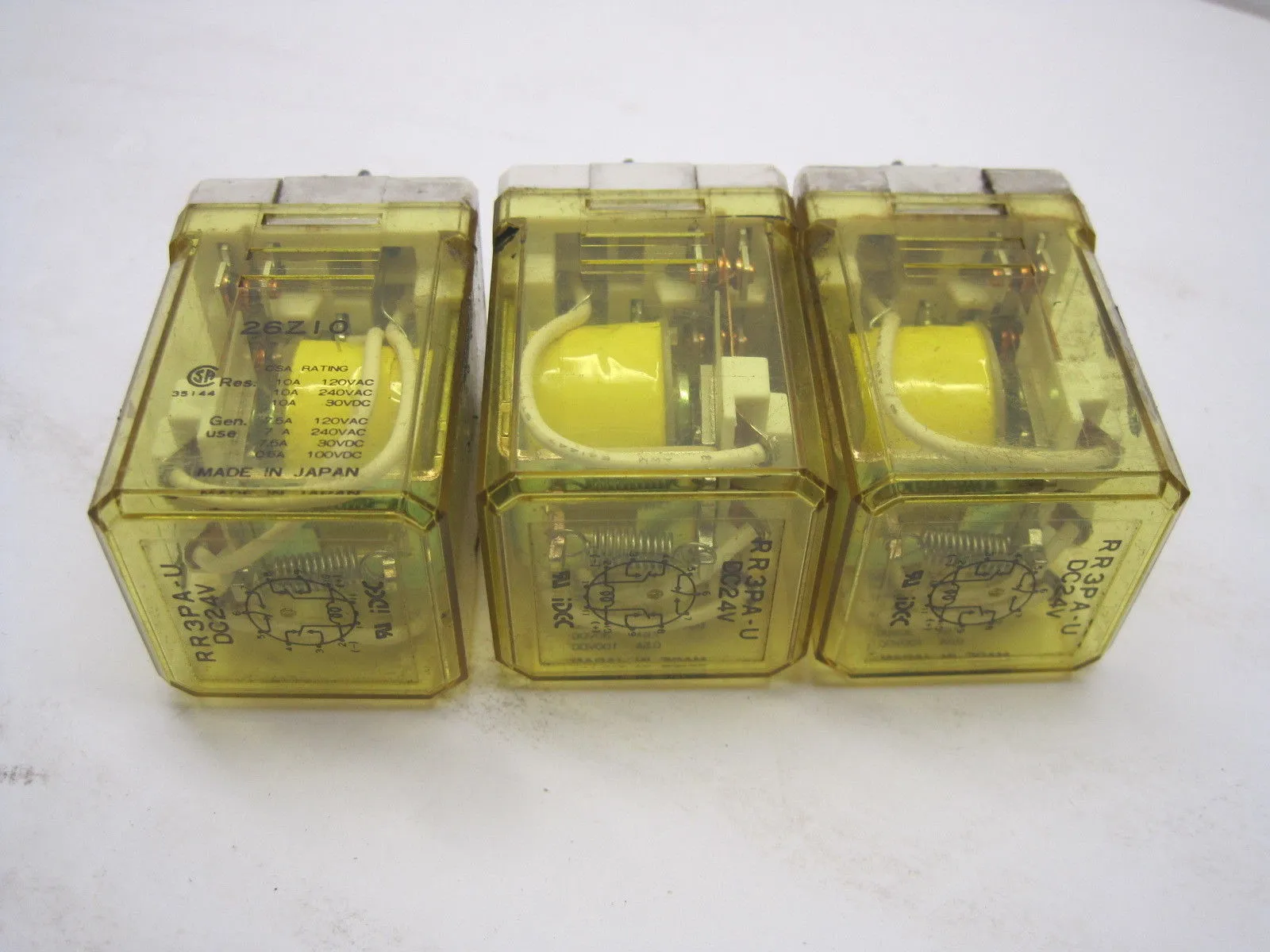 USED 3 IDEC RR3PA-U-DC24V RELAY RR3PAUDC24V
