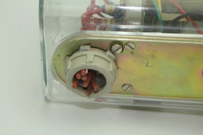 Used Dwyer 3015C Pressure Switches California US | Davliegogo LLC #1705247