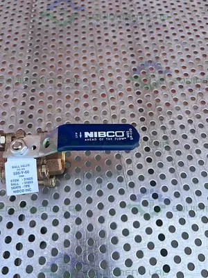 NEW NIBCO T-595-Y-66-X BRONZE BALL VALVE 1/2" THREADED