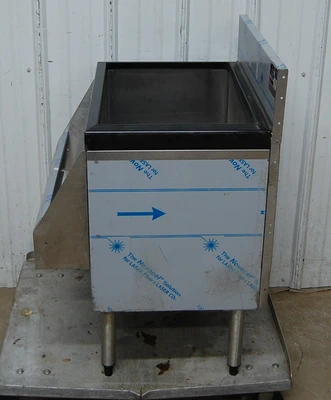 142-1106 Perlick 24" Underbar Ice Well Bin w Cold Plate