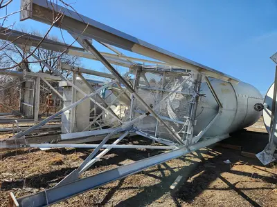 Used _UNKNOWN_ _UNKNOWN_ Cement Silo Quebec CA | DIT Equip #1412365