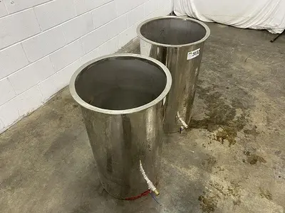 SS 30 Gallon Holding Tanks
