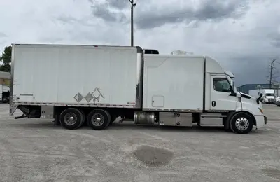 Used FREIGHTLINER CASCADIA (PT126 Conventional trucks Illinois US | Mitsubishi HC Capital America #1362612