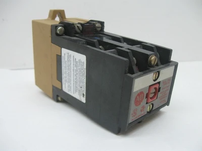 USED ALLEN BRADLEY 700-PK800A1