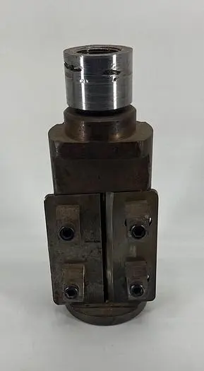 Unbranded Chucking Head 1-3/8" Arbor Threaded 12TPI (5939)