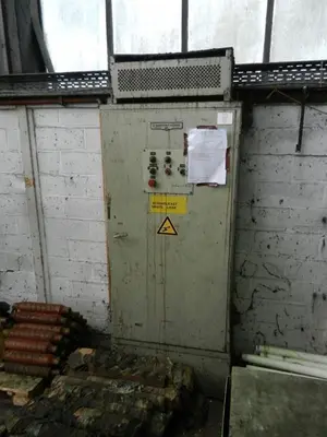 USED LISSE STRAIGHTENER 1000 X 18MM > 2200 X 5MM