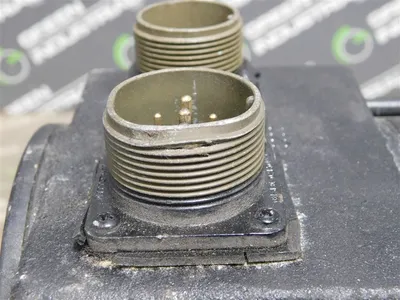 Allen Bradley 1326AB-A3E-11 AC Servo Motor 1.2 kW 3000RPM Damaged Connector Used