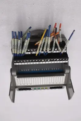 GIDDINGS & LEWIS M.1300.7372 R1 Input Module 24VDC SINK/SOURCE STOCK 636-D