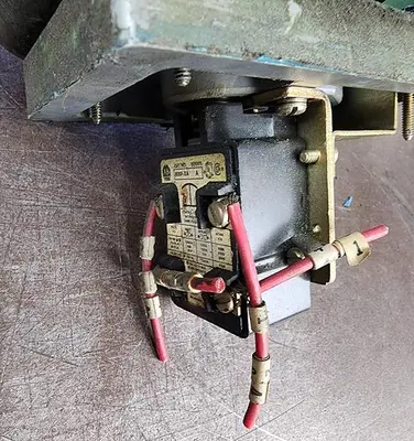 USED ALLEN-BRADLEY 800P-XA