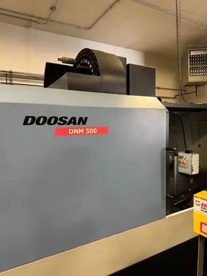Used 2009 DOOSAN DNM 500 Vertical Machining Centers Illinois US | Aucto #1424227