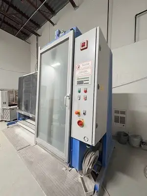 USED 2015 IRINA PUCHER S.A.G. T3S