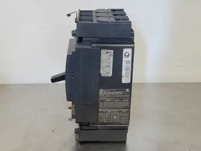 Used SCHNEIDER ELECTRIC NSX100-160-250-F/N/H/NA Switchgears British Columbia CA | Lenmark #241737