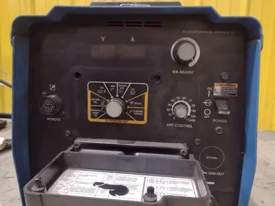 MILLER XMT450 CC CV WELDER & S74 MPA PLUS FEEDER: STOCK #23484
