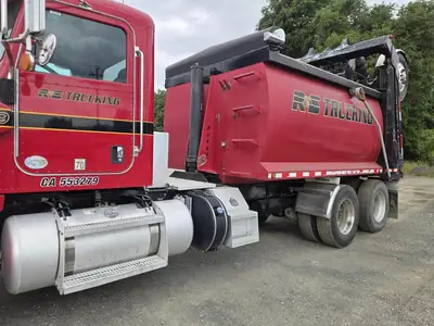 USED 2013 PETERBILT 365