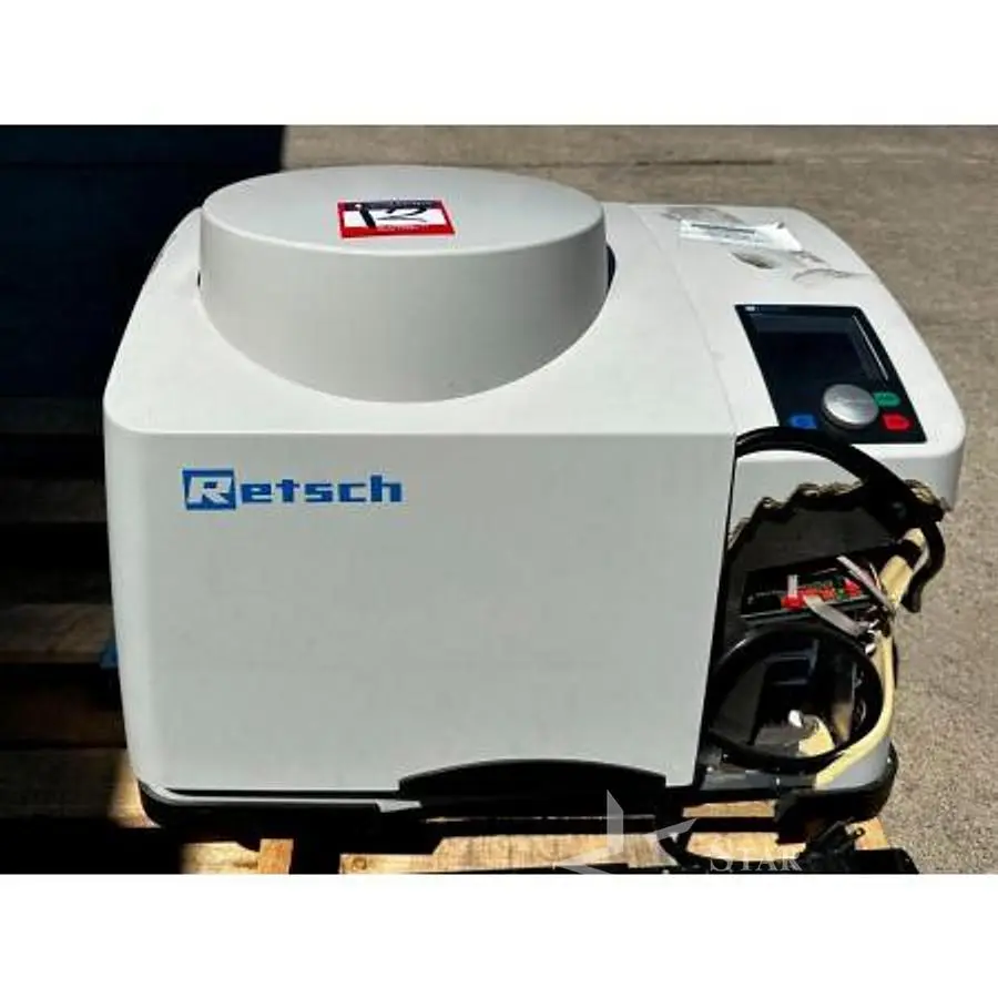 USED RETSCH PM100