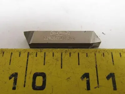 Horn 229.0500.31 P20 Carbide Grooving Insert P20 Box of 10