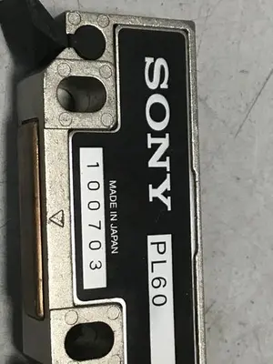 USED SONY PL60
