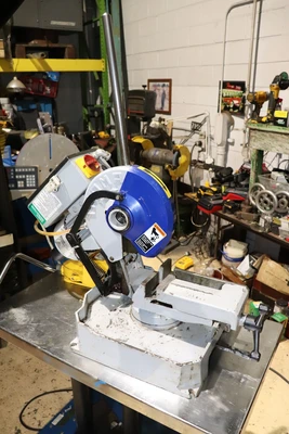 USED 2004 DAKE CUT 250