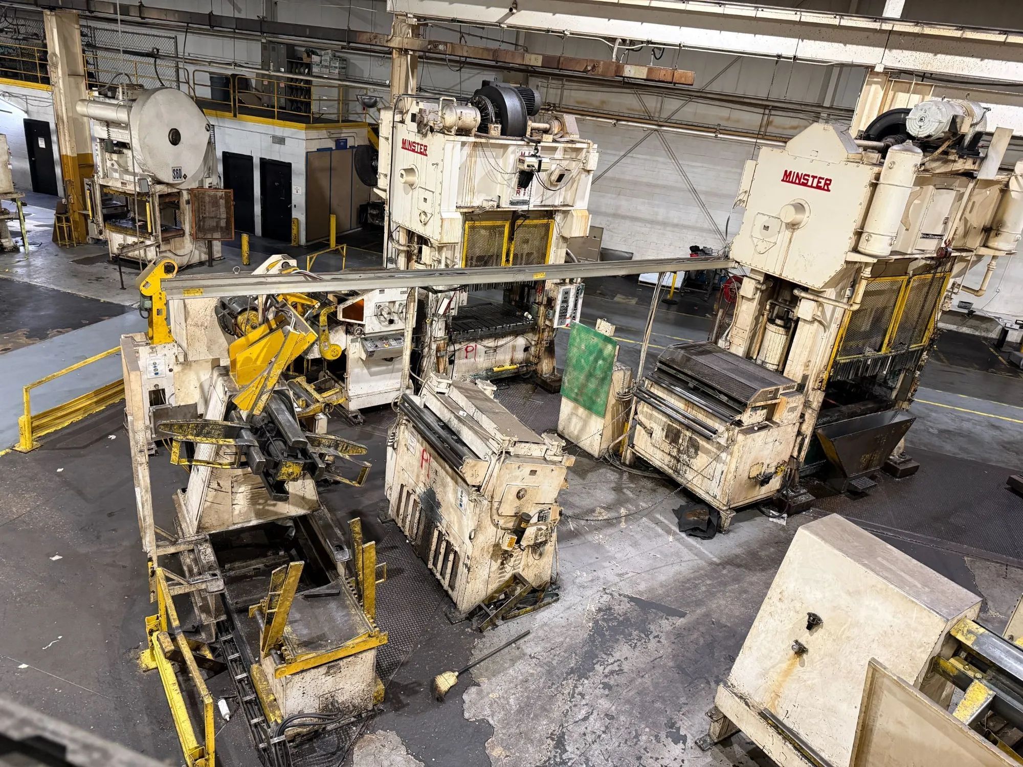 USED MINSTER 10-32-S / 40-32-5 / 7-32
