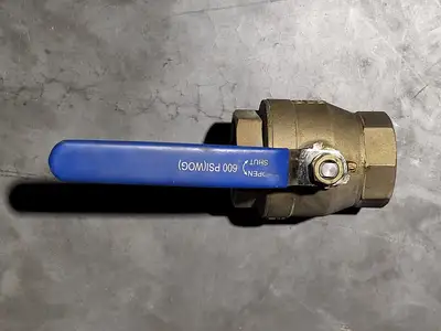2-1/2" 600 WOG Threaded Ball Valve