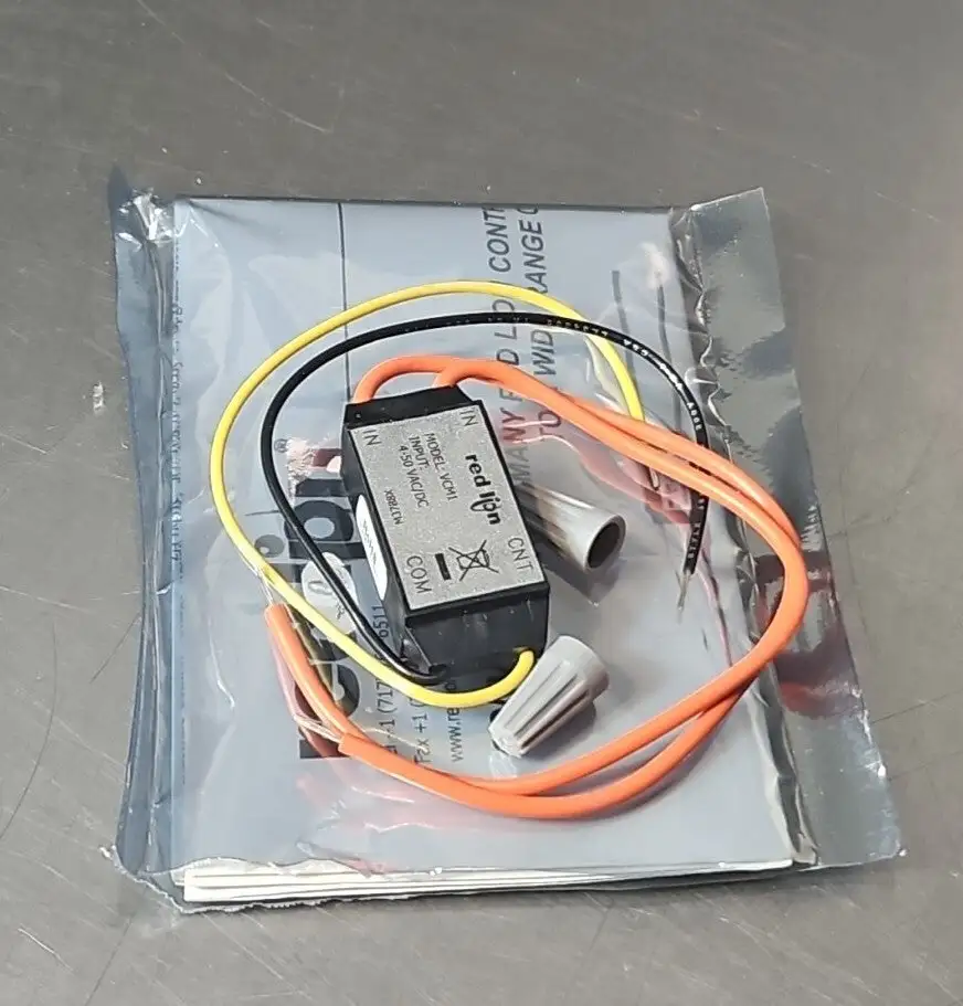 Red lion VCM1 VOLTAGE CONVERTER MODULE. Loc3E-12