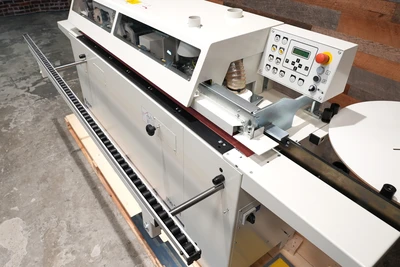 SCM minimax me 28ET Edgebander (1-Phase & 3-Phase) Price Includes Freight & Install