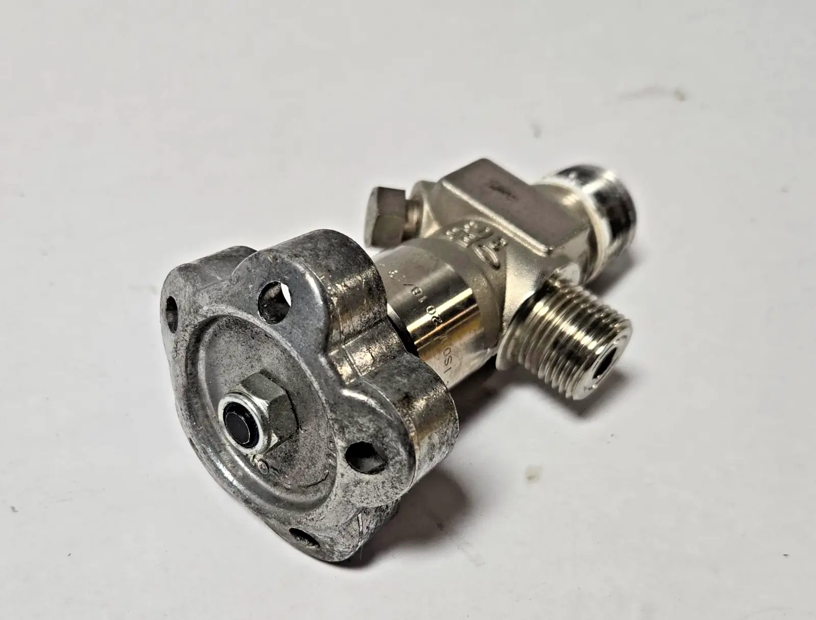 Rotarex Deodeux D20010437 CGA330 Oxygen Cylinder Gate Valve