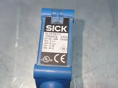 NEW SICK GL10P4111