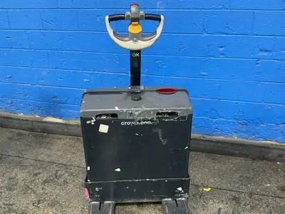 Used CROWN WP303545 Pallet Jacks Ohio US | HGR 24 #1285679