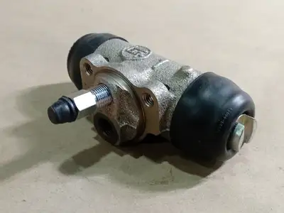 NEW TOYOTA 47550-60120