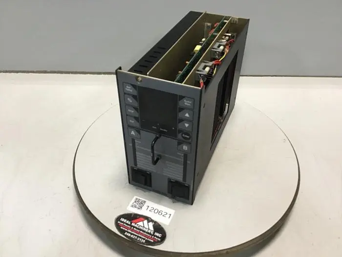 USED HUSKY 9152