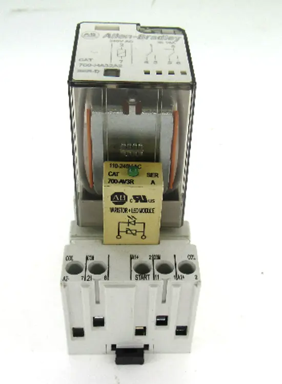 Used ALLEN BRADLEY 700-HA32A2 / 700-HN204 Relays & Switches Kentucky US | Industrial Parts R Us Inc. #356626