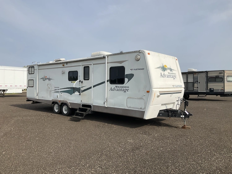 Used 2005 WILDERNESS TRAILER COACH Campers, Caravans, Motorhomes Michigan US | Miedema Asset Management Group #1186765