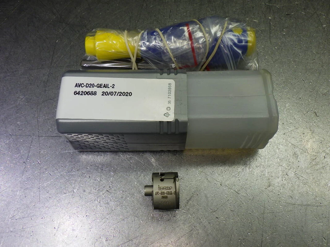 Iscar 1.024" (.075-.094") Coolant Thru Grooving Head AVC-D20-GEAIL-2 (LOC2136B)
