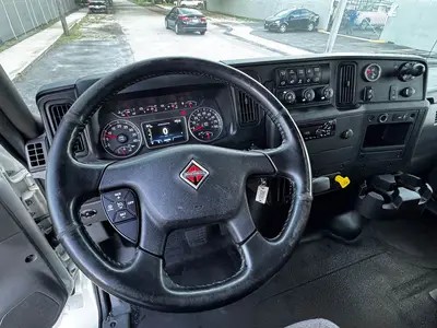 Used 2020 INTERNATIONAL MV Box trucks Florida US | Truck and Van Outlet #1509220
