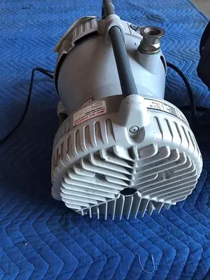 BOC EDWARDS XDS10 DRY SCROLL PUMP