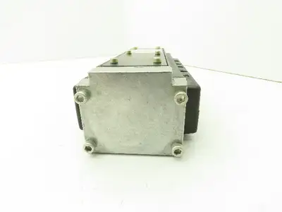 ARO 5545 0707 04 Pneumatic Pilot Valve 5-Port 1/2" NPT
