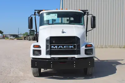 Used 2027 MACK MD7 Hooklifts & Roll-Offs Texas US | Roll Off Truck World #1491922