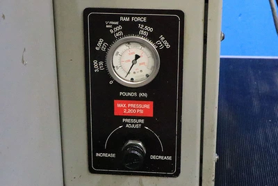 USED 1998 Haeger 824