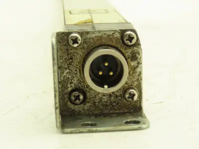 Omron F3W-C164-L Line Sensor 12-24VDC 64CM Sensor 28 1/2" Overall Length