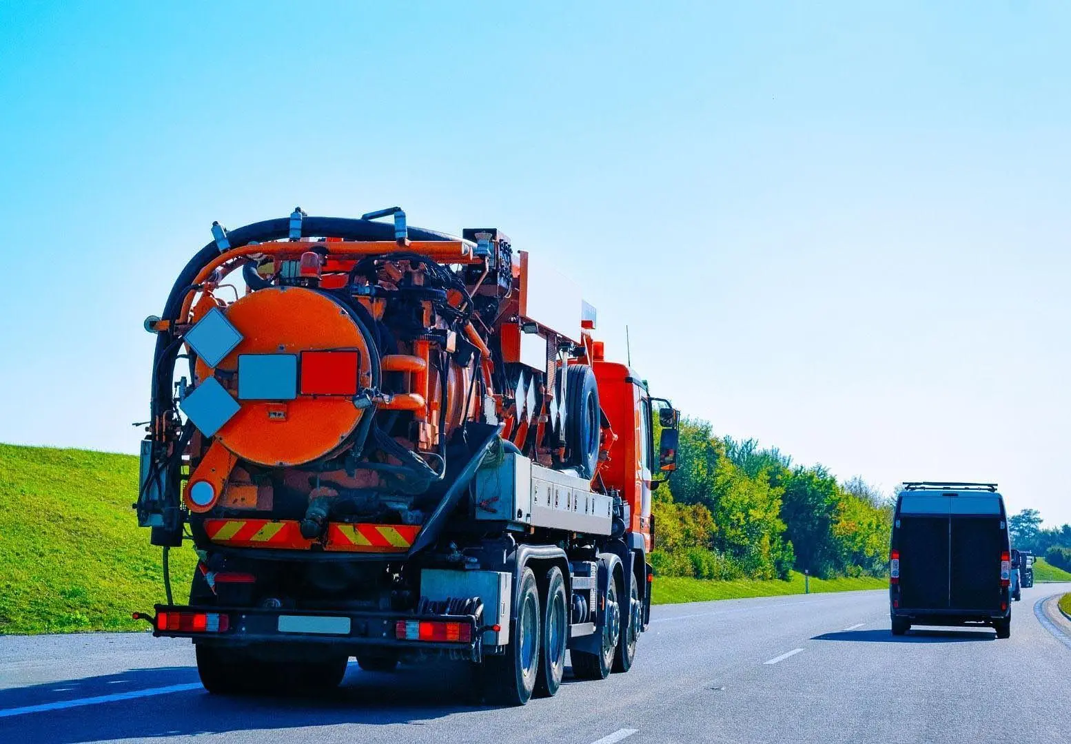 SEAMLESS IMPORTING SERVICES