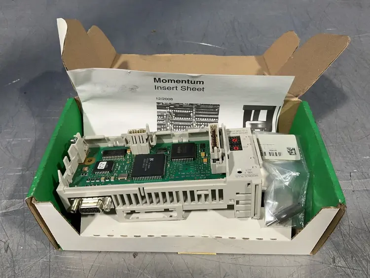 Used SCHNEIDER ELECTRIC 172PNN21022 PLC Expansion Units Ohio US | HGR 24 #1550080