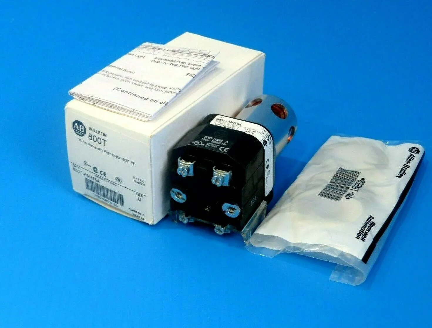 NEW ALLEN BRADLEY 800T-PAH16A PUSH BUTTON CONTACT 800TPAH16A