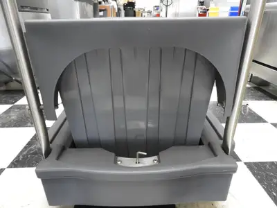 New | in-Stock Follett New Follett 00112771 Mobile 75lb Ice Caddy - Plastic, Gray Restaurant Storage Containers Illinois US | Falcon Restaurant Supply #1376492
