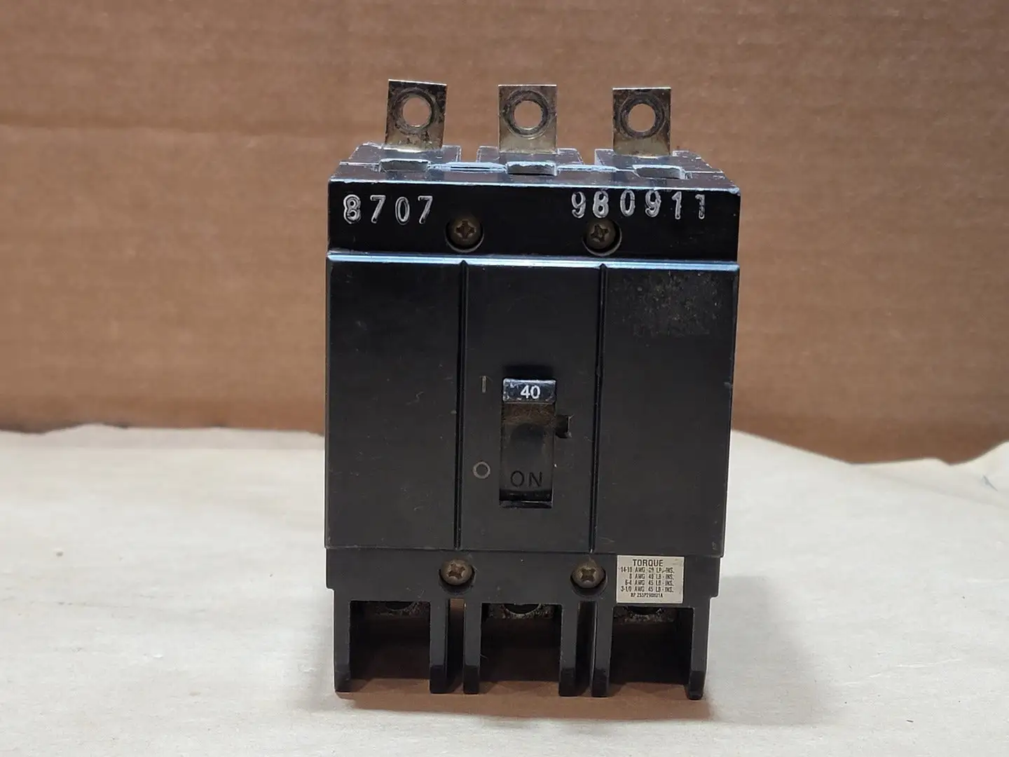 40 Amp 3 Pole 600 Volts Circuit Breaker